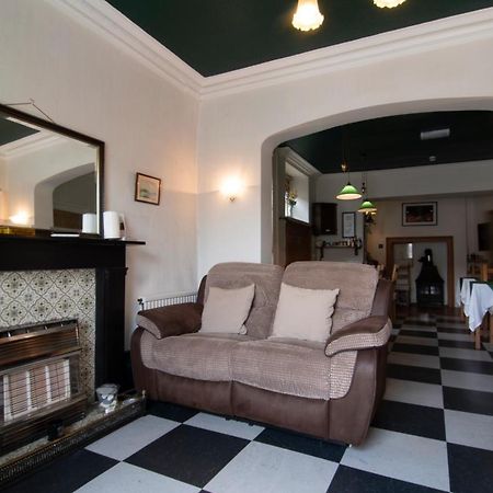 Springbank Guest House Whaley Bridge Extérieur photo